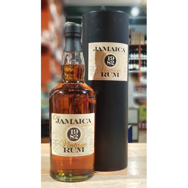 Old Jamaica 1982 Vintage Rum 48%  1/1 Fl.